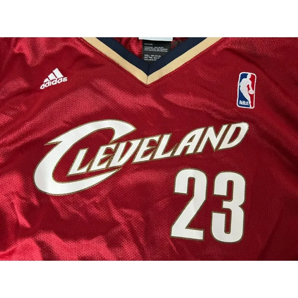 Adidas Cleveland Cavaliers Lebron James #23 jersey. Size XLY (18-20).